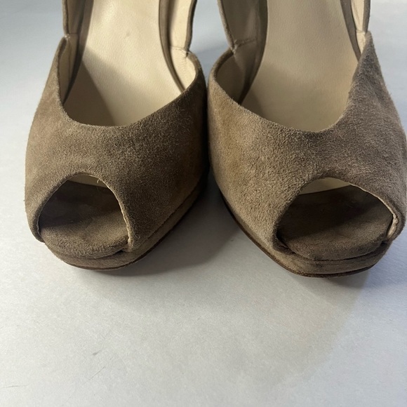 MICHAEL Kors Peep Toe Suede Wedges Size 9 - Picture 7 of 12